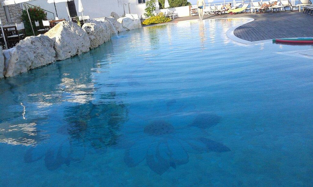 Hotel Aurora E Del Benessere Santa Cesarea Terme Exteriör bild