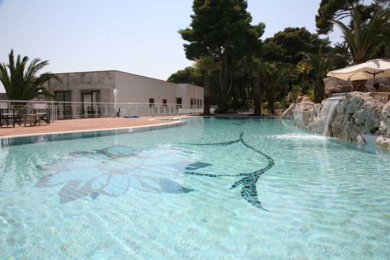 Hotel Aurora E Del Benessere Santa Cesarea Terme Exteriör bild